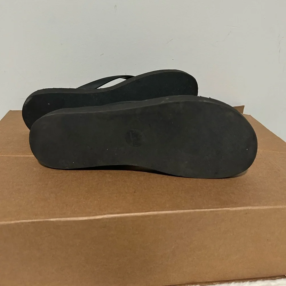 Black Gucci Platform Flip Flop Sandals